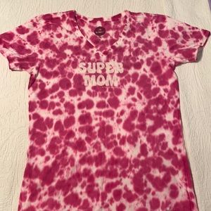 V Neck Super Mom LIFE IS GOOD